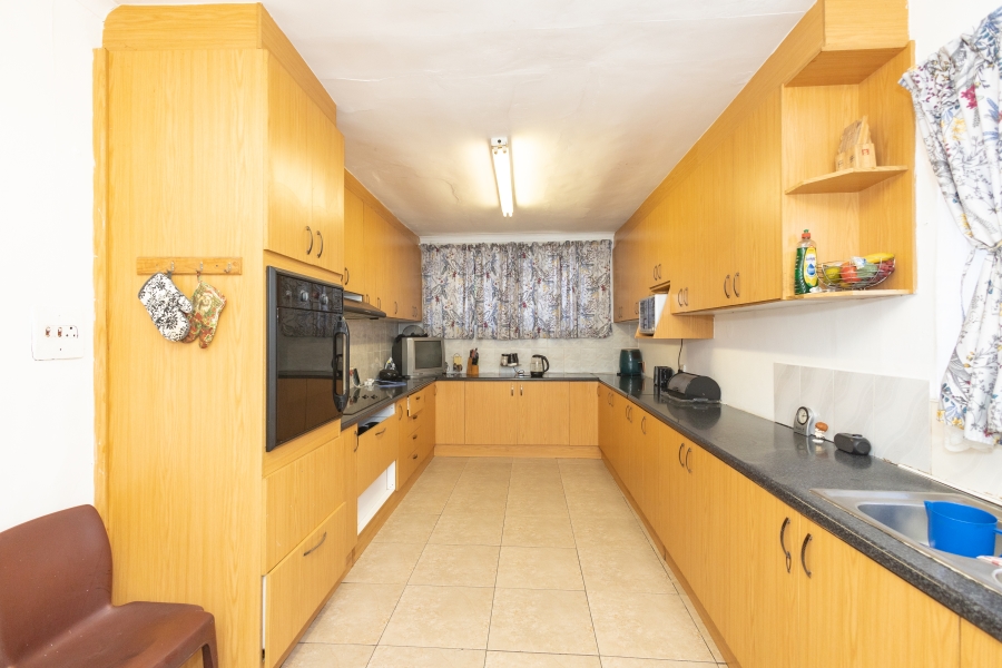 4 Bedroom Property for Sale in Ravensmead Western Cape